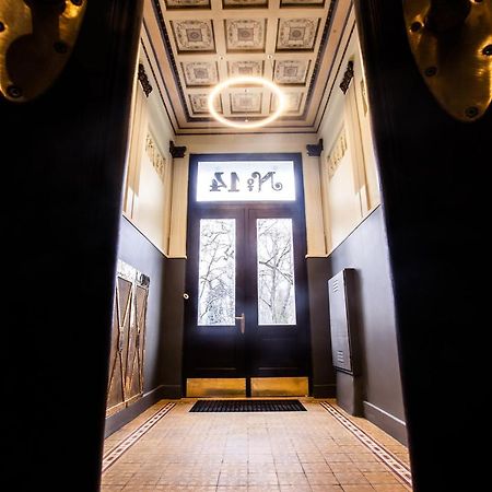 Centrally Located Apartment Overlooking Vermanes Park Riga Exteriér fotografie