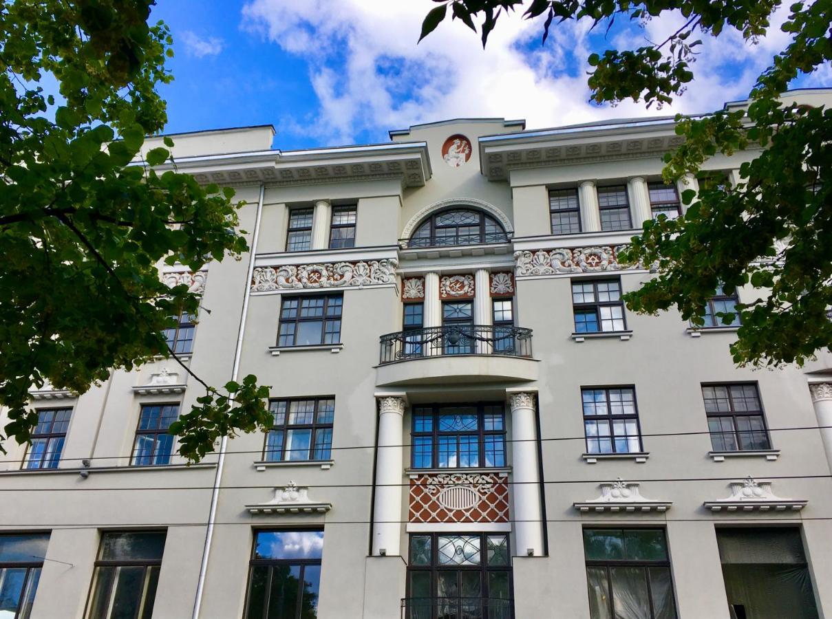Centrally Located Apartment Overlooking Vermanes Park Riga Exteriér fotografie